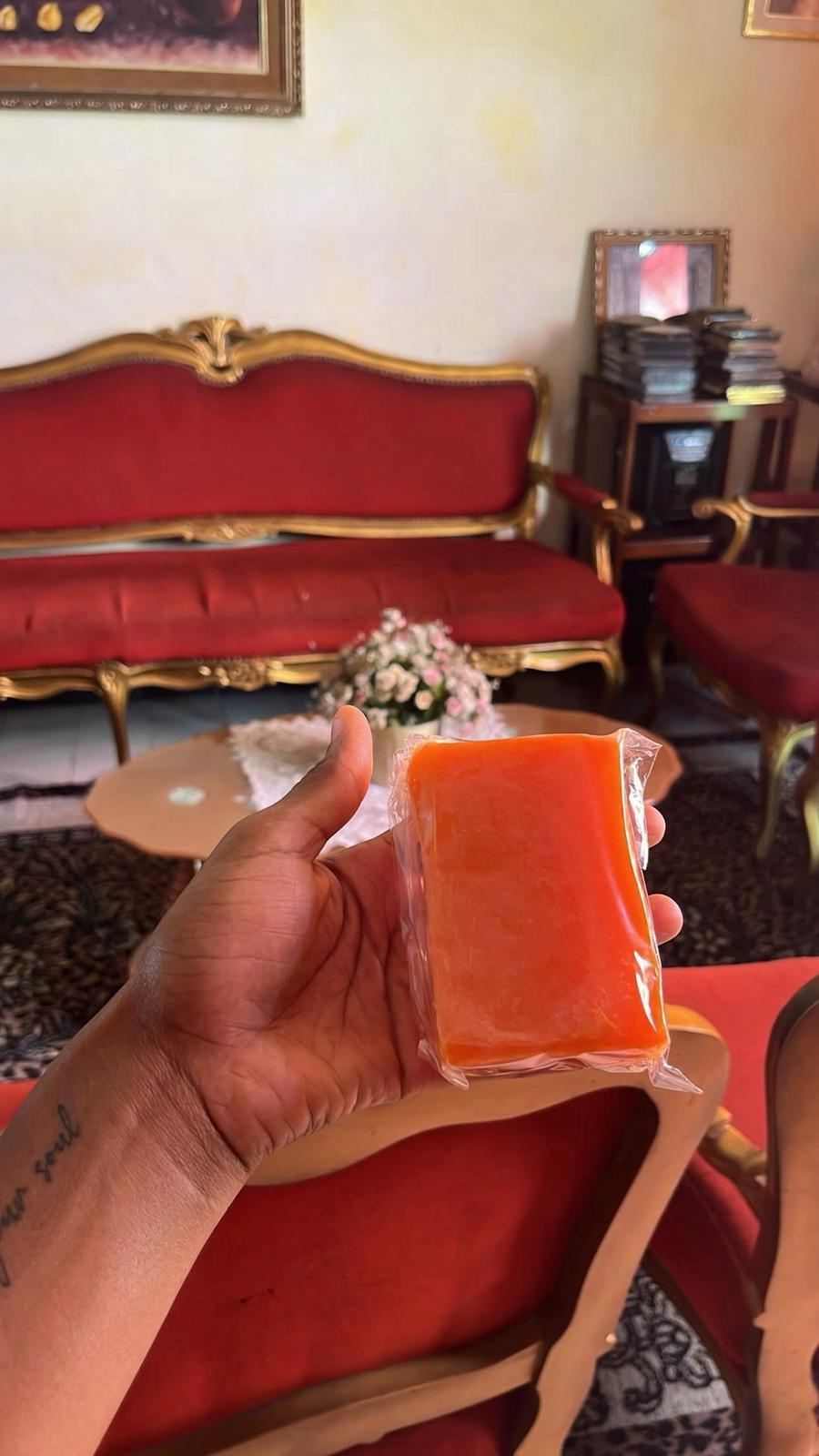 Savon orange (morceau)